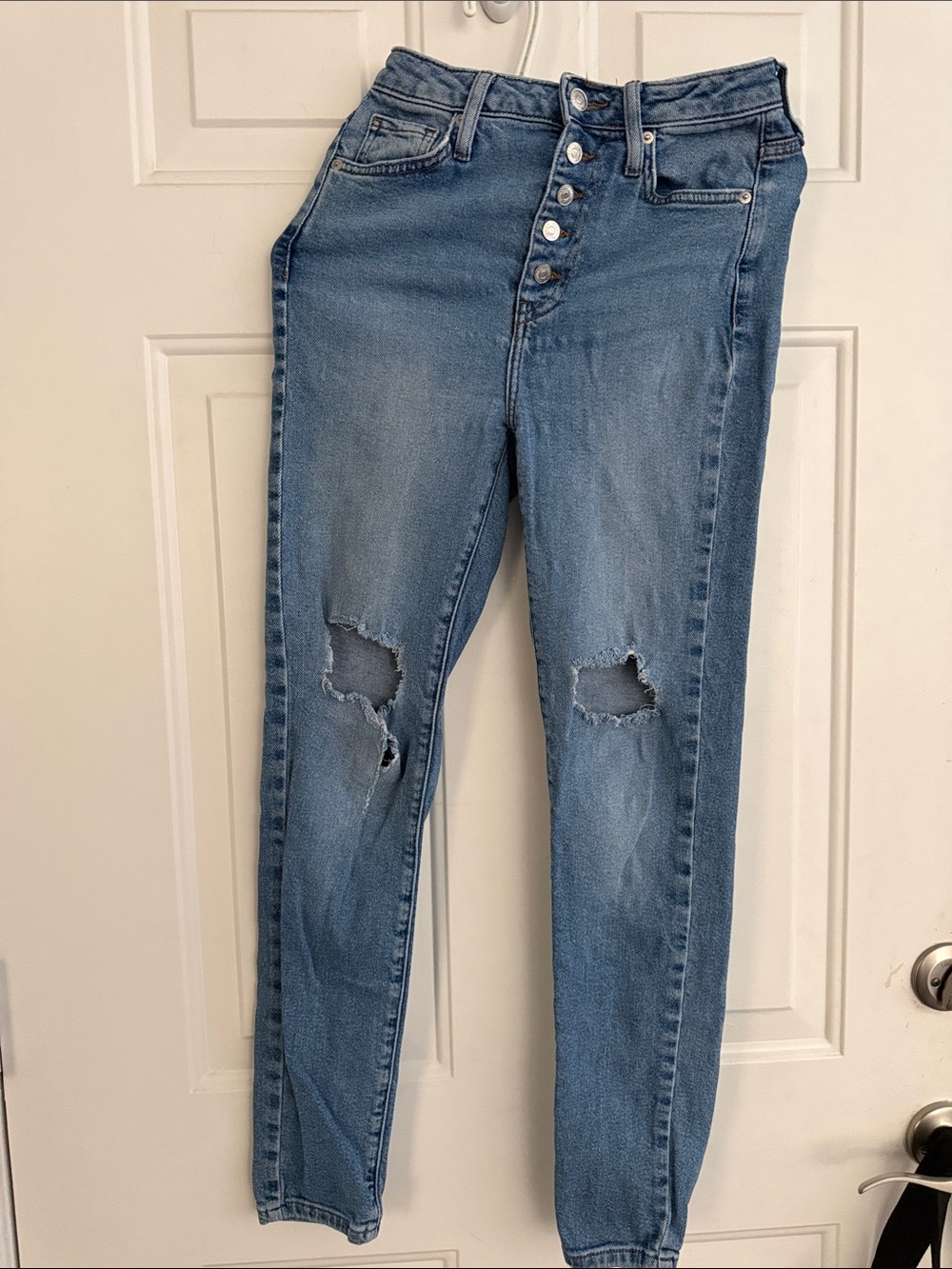 Forever 21 Light Blue High-Rise Skinny Jeans with Distressed Knees